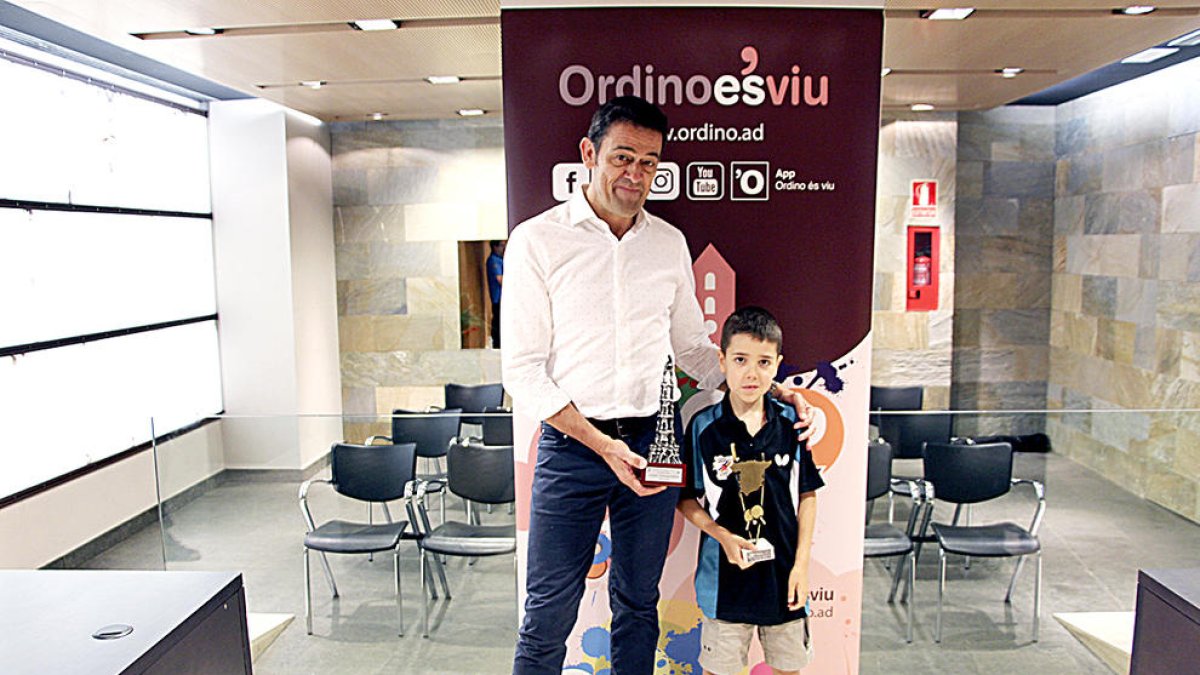 Un campió d'Espanya visita el cònsol d'Ordino