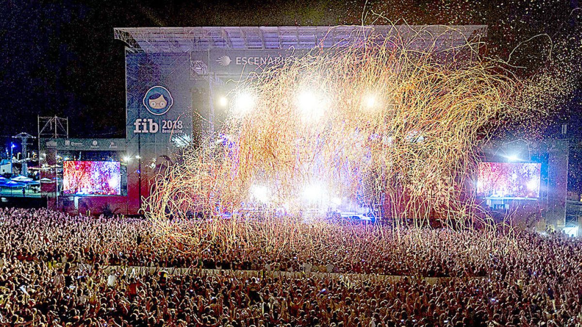 El FIB es vesteix de plata