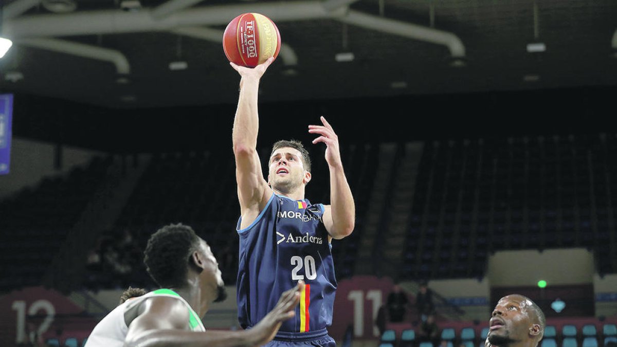 Segona desfeta en l'últim sospir en tres dies (79-76)