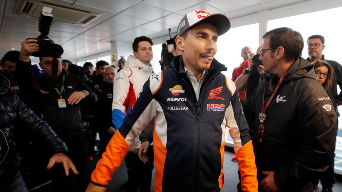 Jorge Lorenzo anuncia la retirada entre llàgrimes