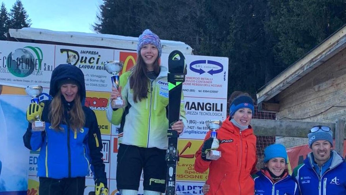 La FAE enceta la pretemporada amb un setè lloc de Carla Mijares