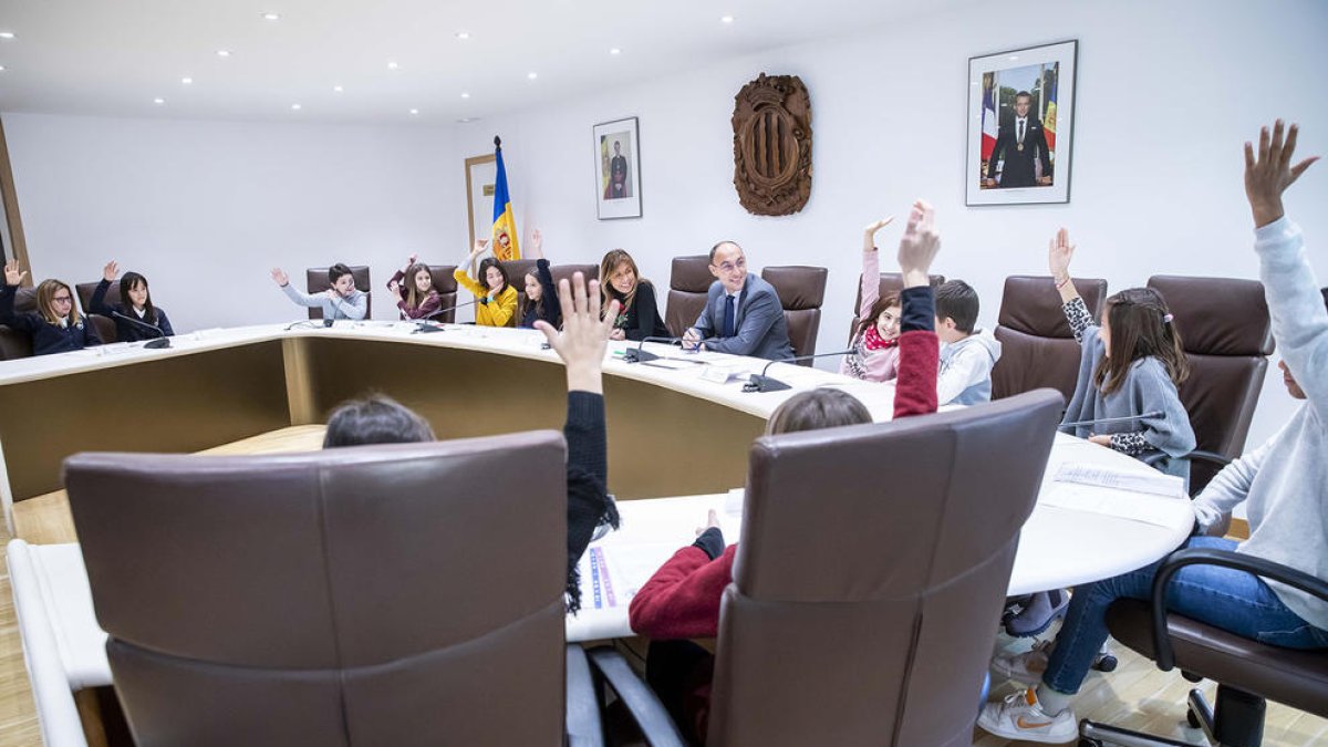 Els alumnes del British College s'incorporen al Consell d'Infants