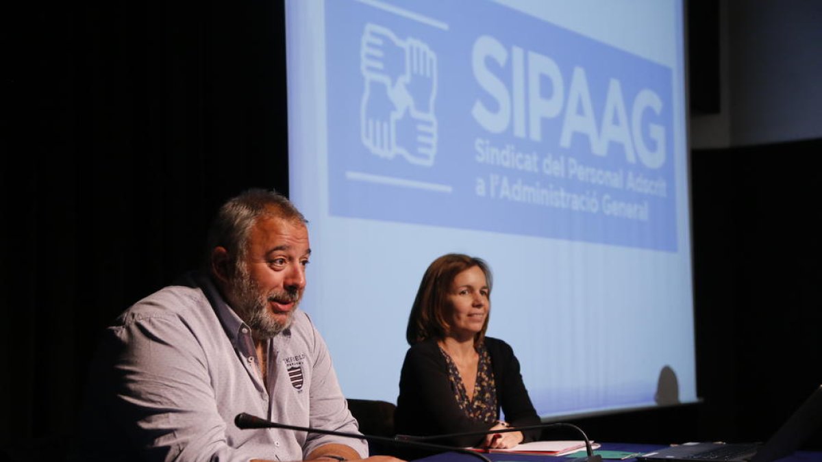 El Sipaag insisteix en el dret dels funcionaris per tindre una segona feina