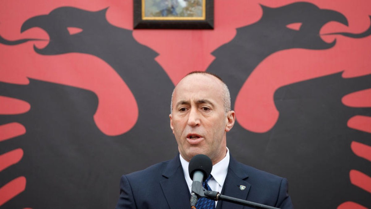 Crisi a Kosovo per la dimissió del primer ministre