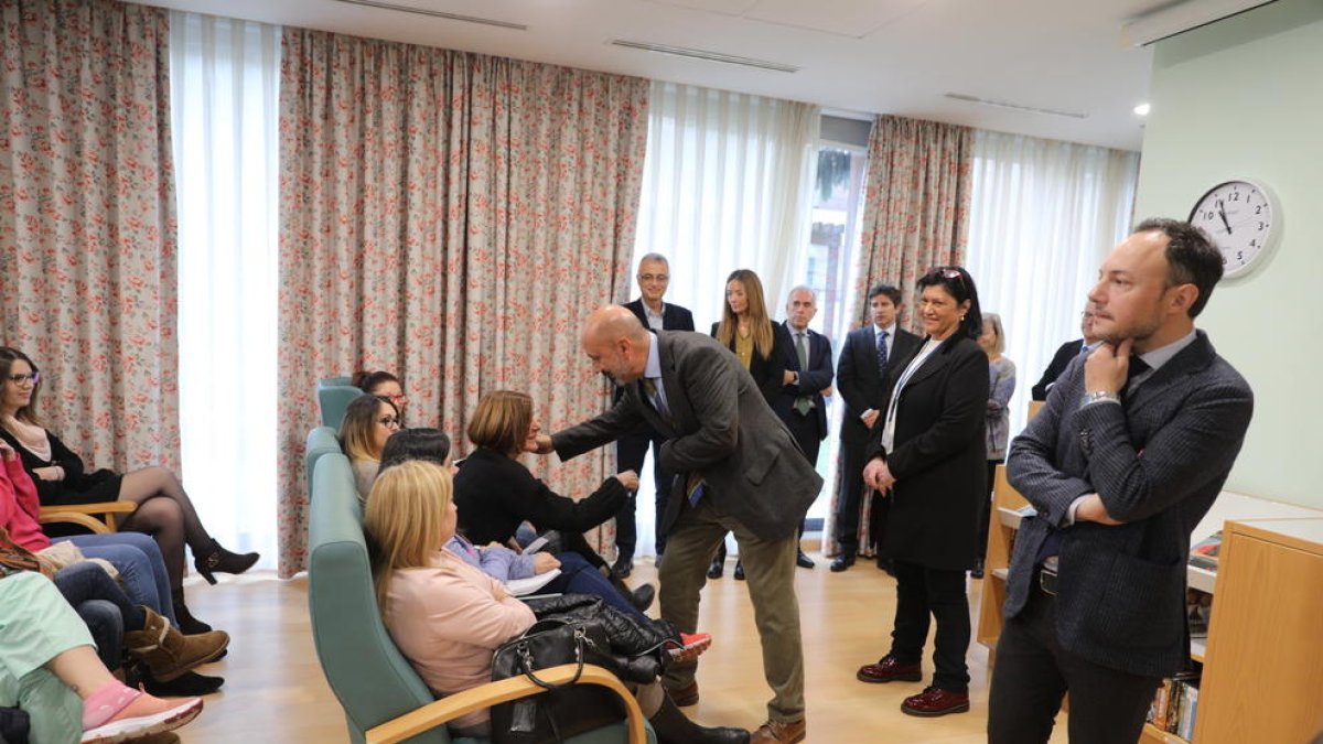 Espot i Benazet es reuneixen amb els treballadors del Cedre per buscar solucions