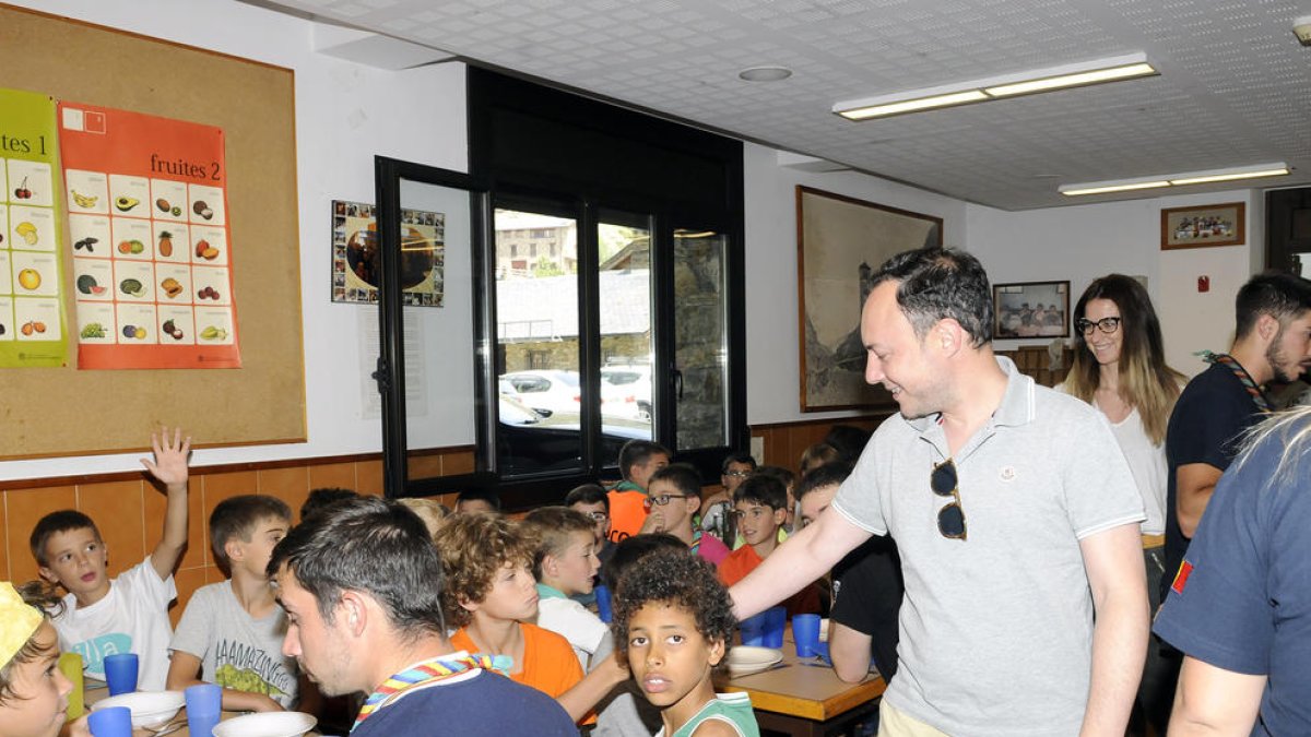 El Govern ultima els esborranys dels tres pactes d'estat
