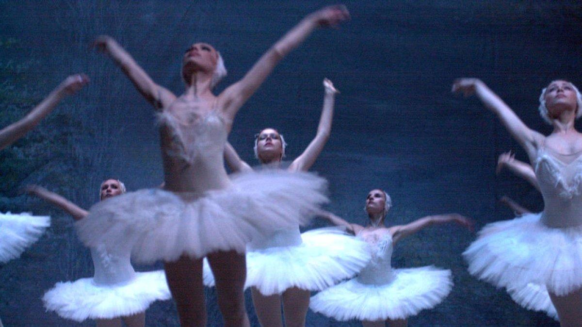 Torna 'El llac dels cignes' amb el Ballet de Moscou