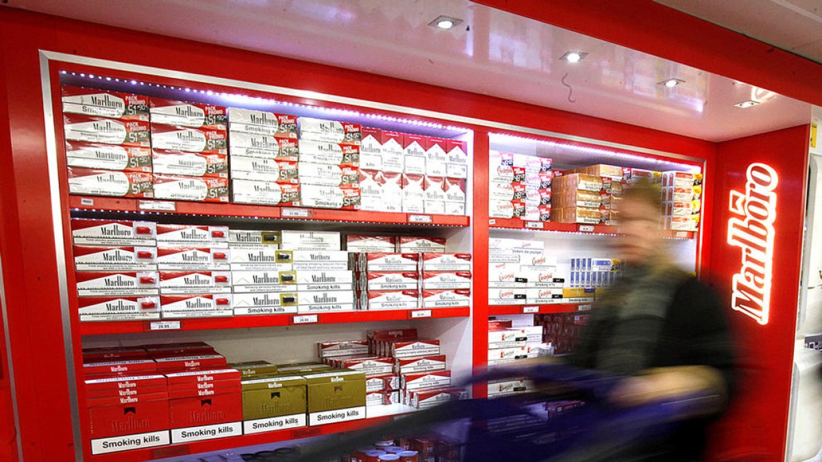 El Constitucional avala la llei que estableix els preus mínims del tabac