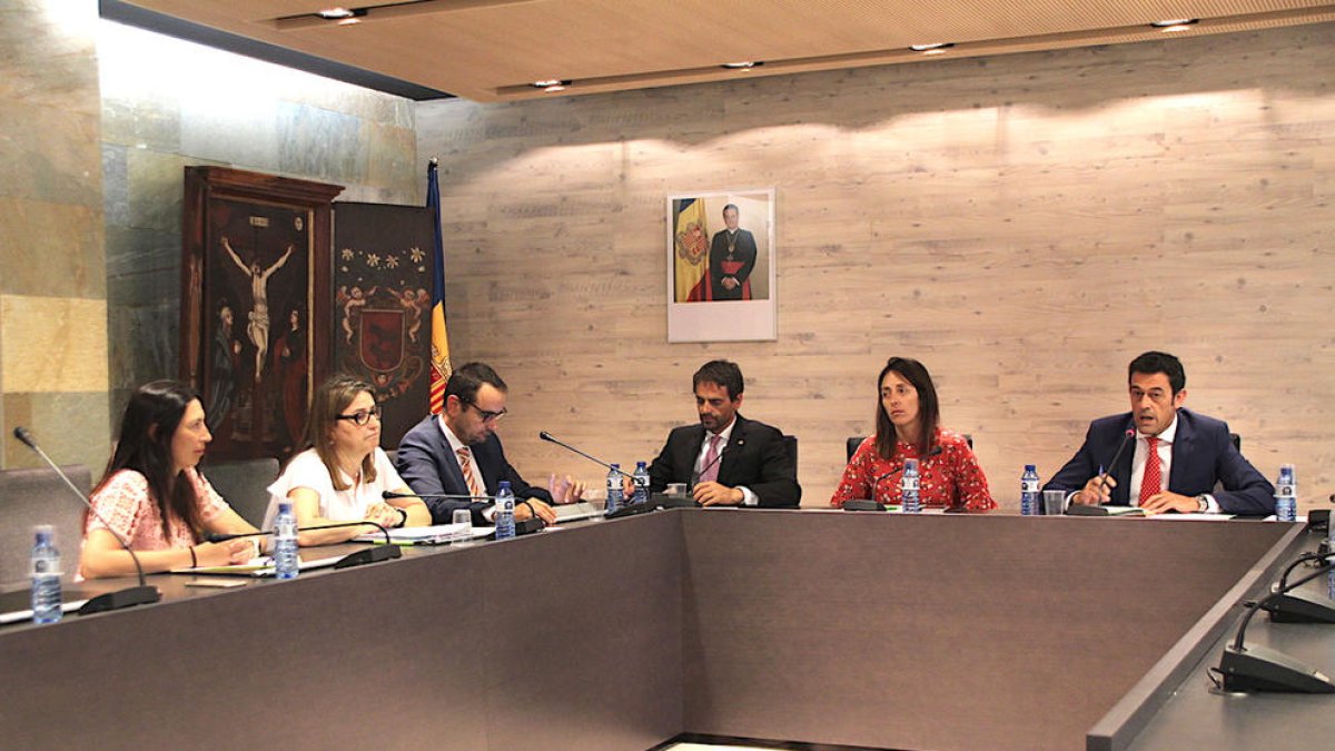 Mortés i Liberals obren la porta a un pacte per a les eleccions comunals