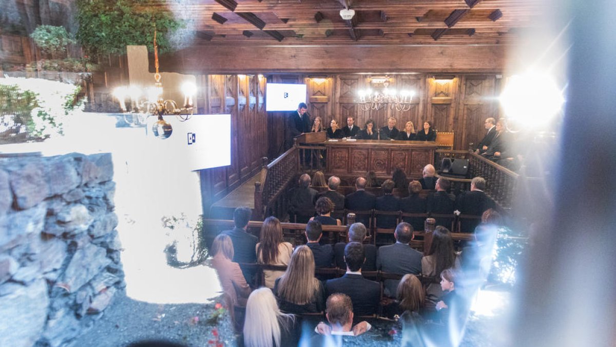 Els advocats reclamen més seguiment del compliment de les penes