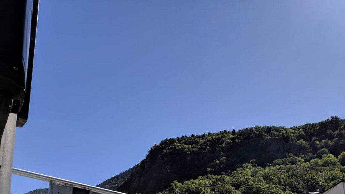 Govern instal·la un dispositiu per dissuadir els conductors d'augmentar la velocitat