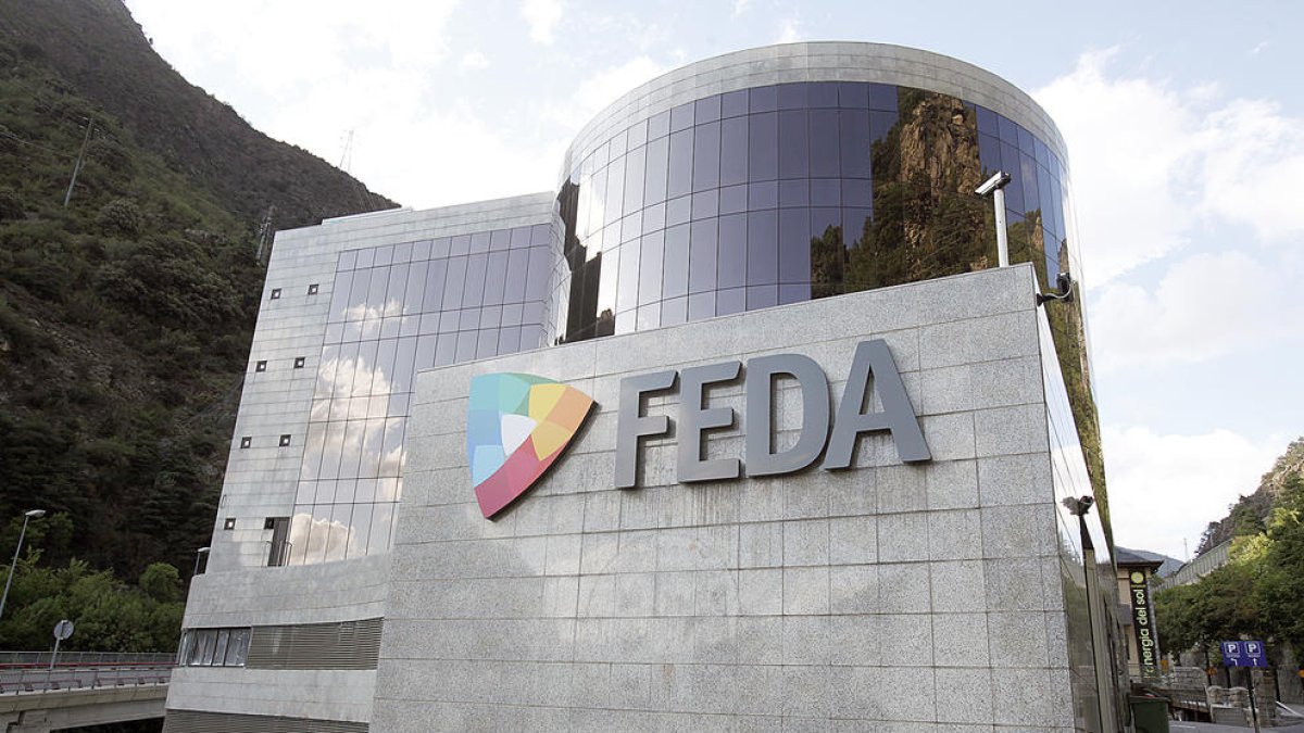 Una directiva facilita la defensa del monopoli
de FEDA