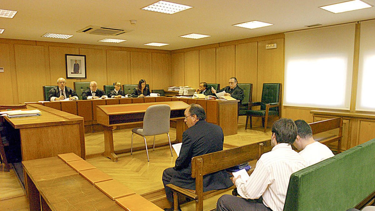 Demanda a Espanya contra la CASS per quinze milions d'euros