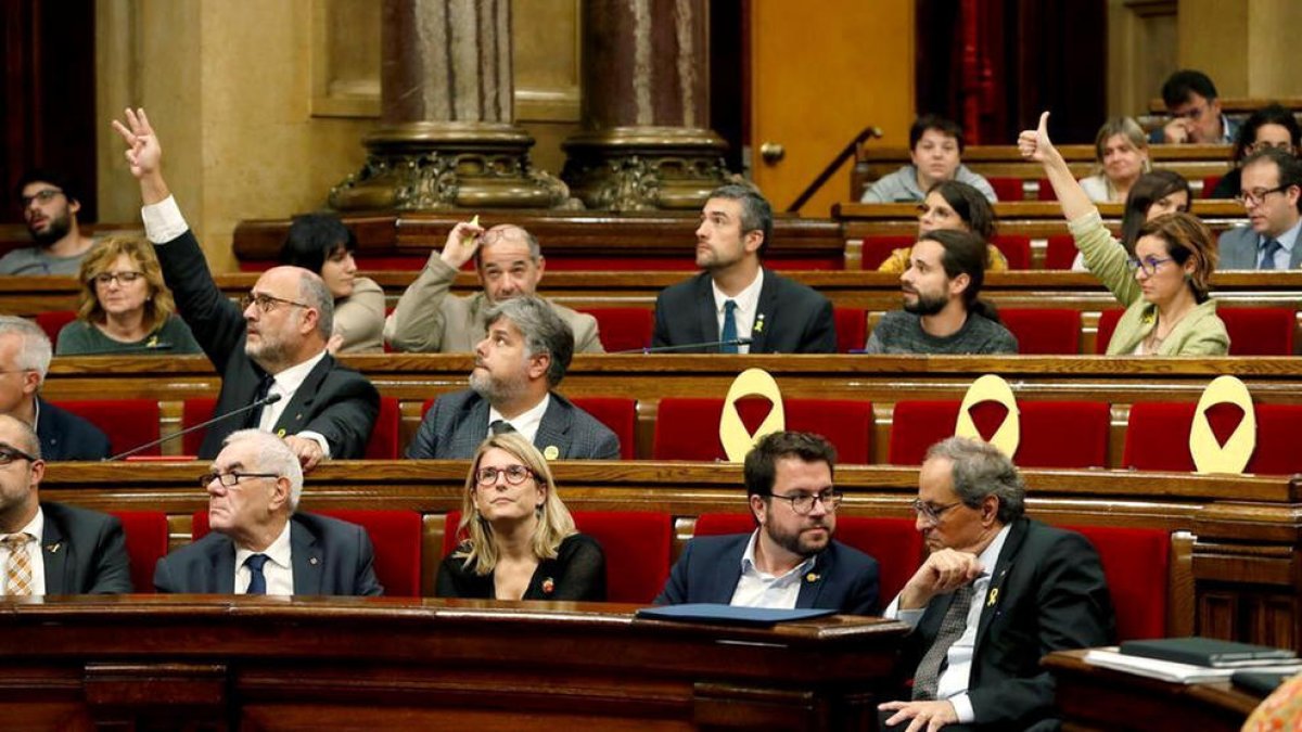 El Parlament aprova la resolució sobiranista qüestionada pel TC