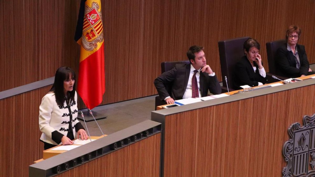 Els grups de la majoria donen suport a la modificació de la llei electoral