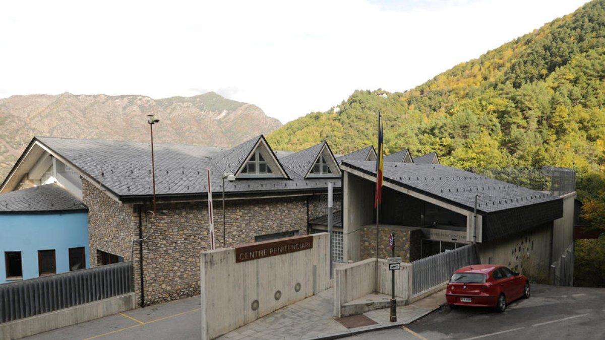 Uns interns van alertar dels plans per fugir de la presó