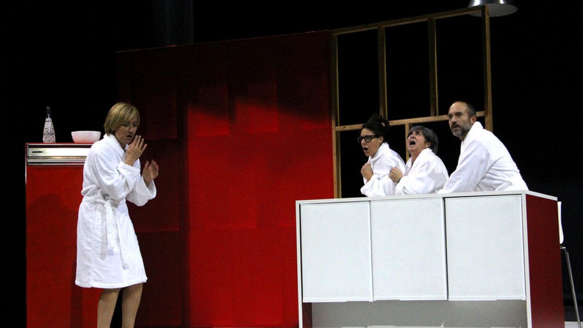 Segona funció de 'Nues', al Claror