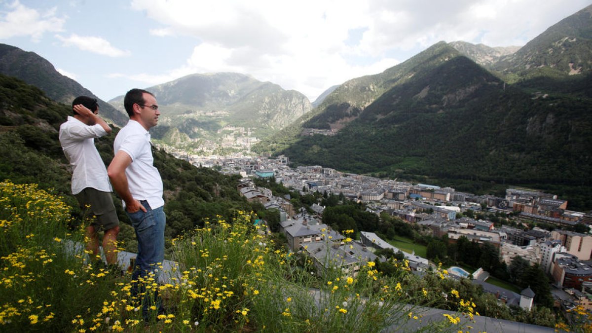 Barrigón i Rebés es 'barallen' per la indemnització de l'heliport al roc del Patapou