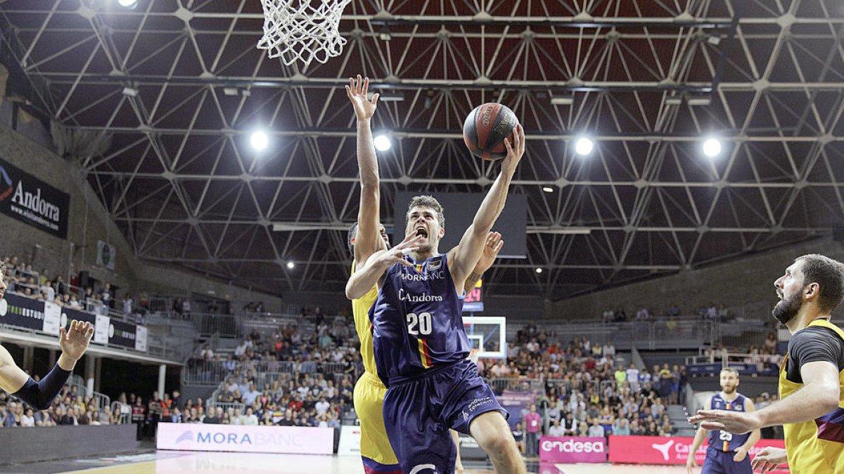 Victòria per recordar al Poliesportiu (86-84)