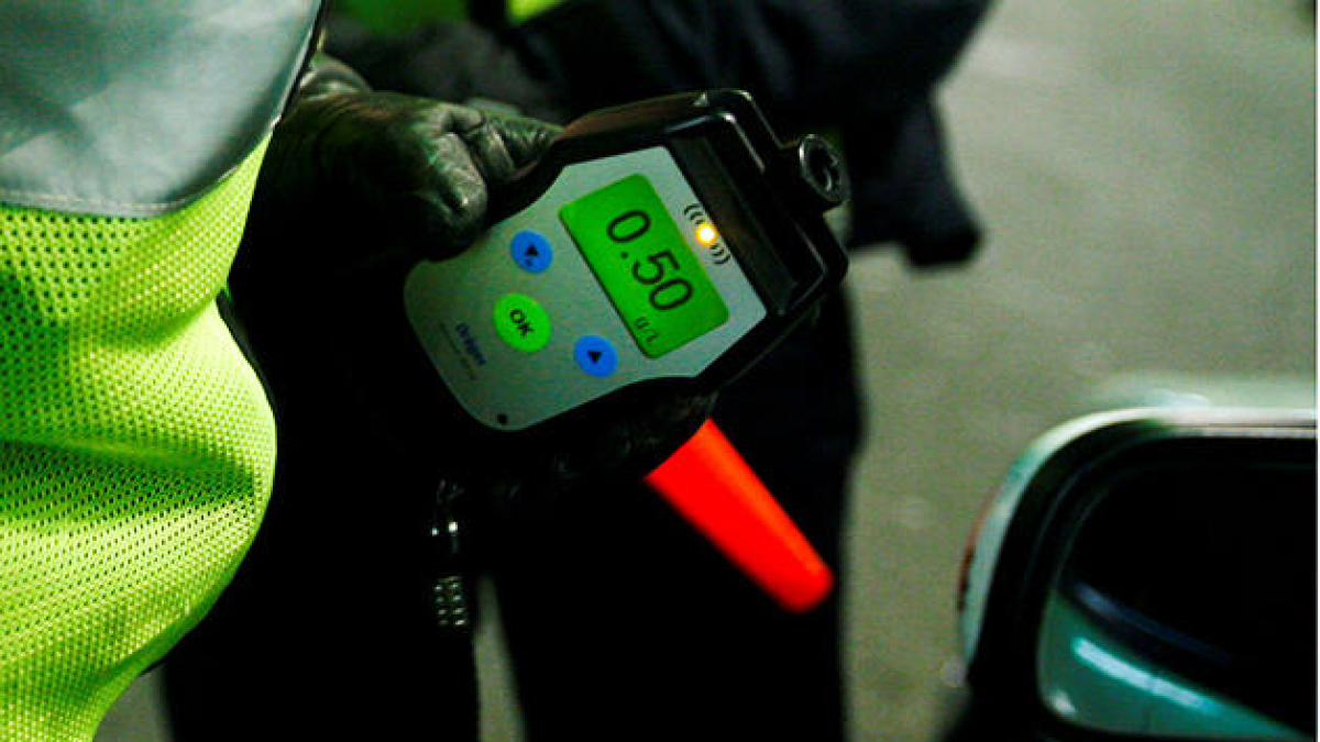 Un de cada vint conductors dona positiu per alcohol
