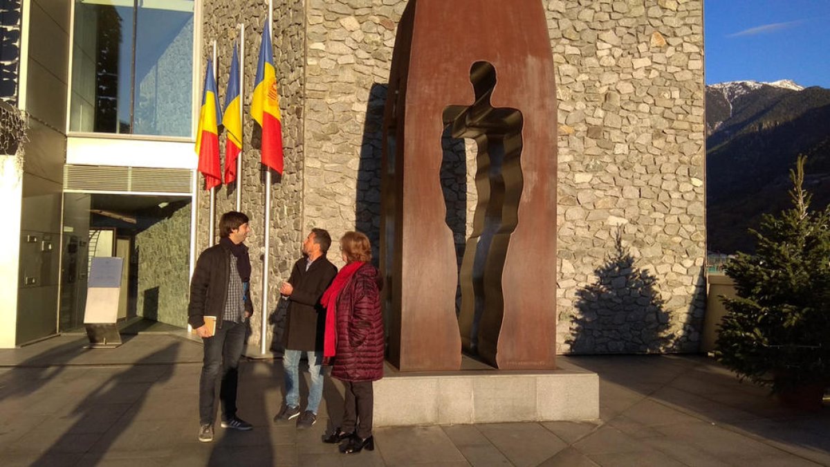 Carmona reclama 800.000 euros més de les transferències