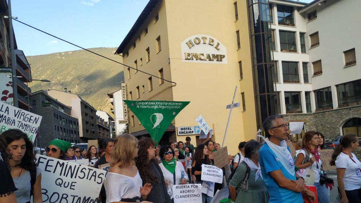 Les entitats feministes consideren parcials les dades dels avortaments