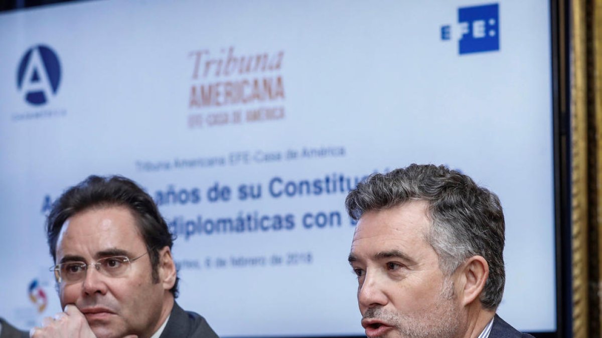 El síndic general, Vicenç Mateu, ahir durant el fòrum a Madrid