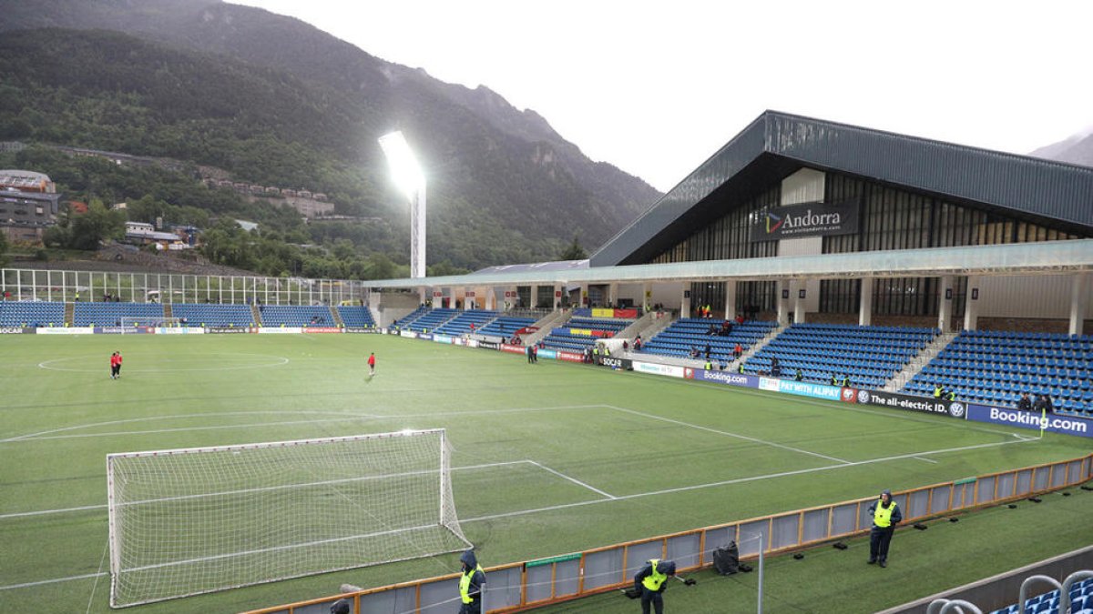 Portar la gespa de l'Estadi Nacional al Centre de Tecnificació d'Ordino costarà 133.000 euros