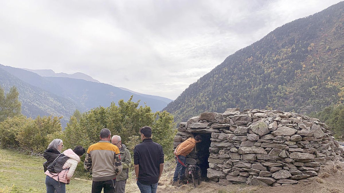 Final d'un curs per a la recuperació de la pedra seca a Andorra
