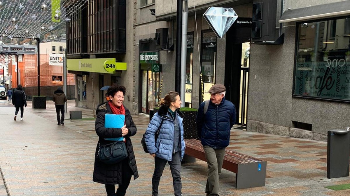 Gili proposa crear un viver d'empreses i donar ajudes fiscals als emprenedors