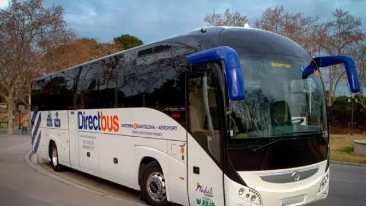 Direct Bus suspèn el servei amb Barcelona dijous i divendres