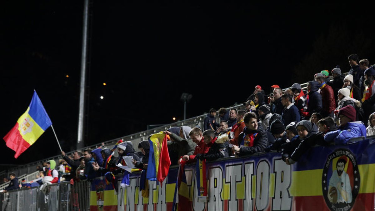 Els abonats de l'FC Andorra no paguen contra el 'Lega'