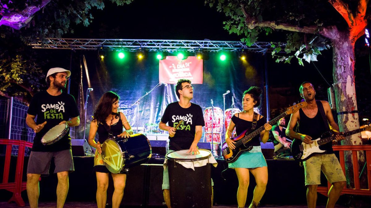 Els ritmes brasilers arriben a Escaldes-Engordany amb el grup català Sambà de Festa