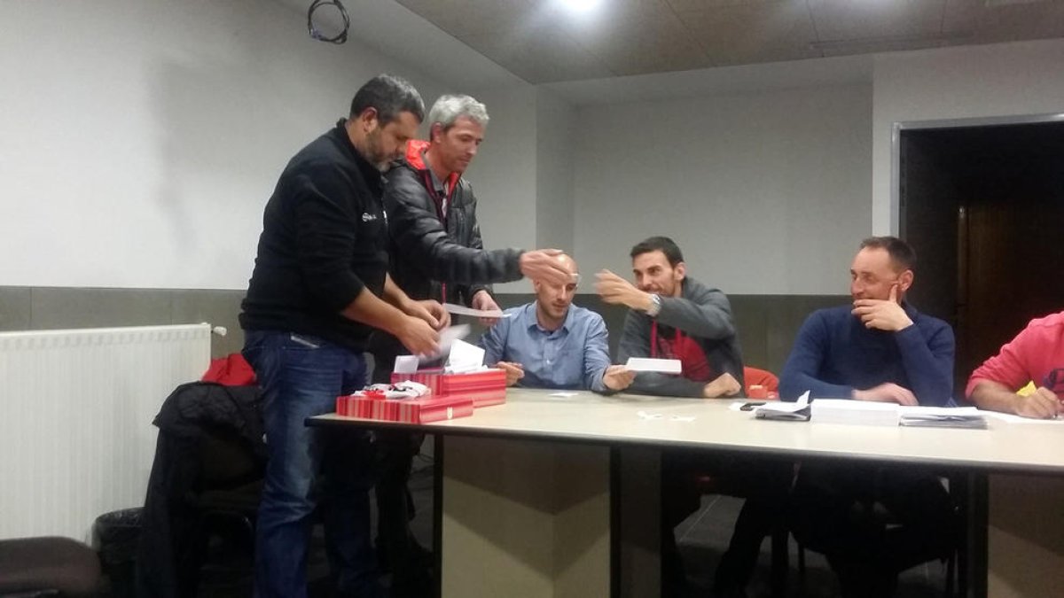 La federació renuncia a una part de la subvenció