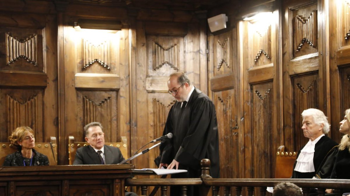 El fiscal general alerta que els delictes d'alcoholisme han augmentat un 53%