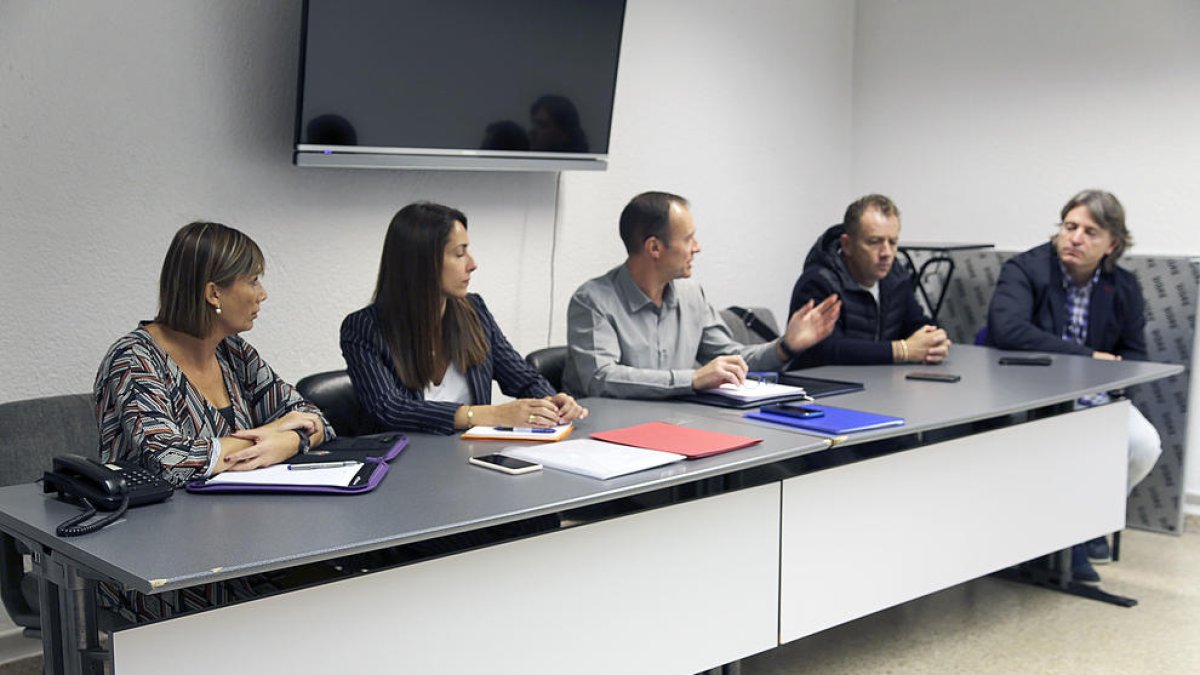 La reclamació dels venedors de tabac topa amb reticències