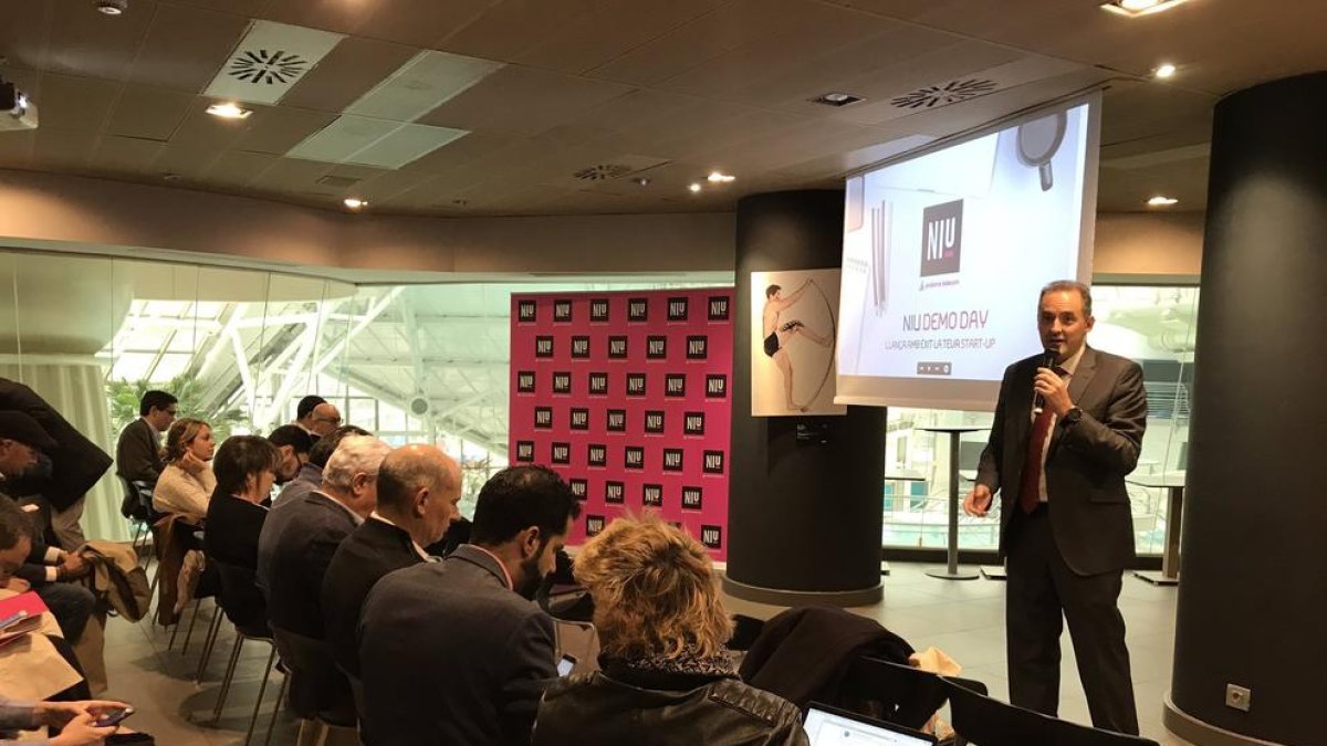 Sis projectes participen al Demo Day