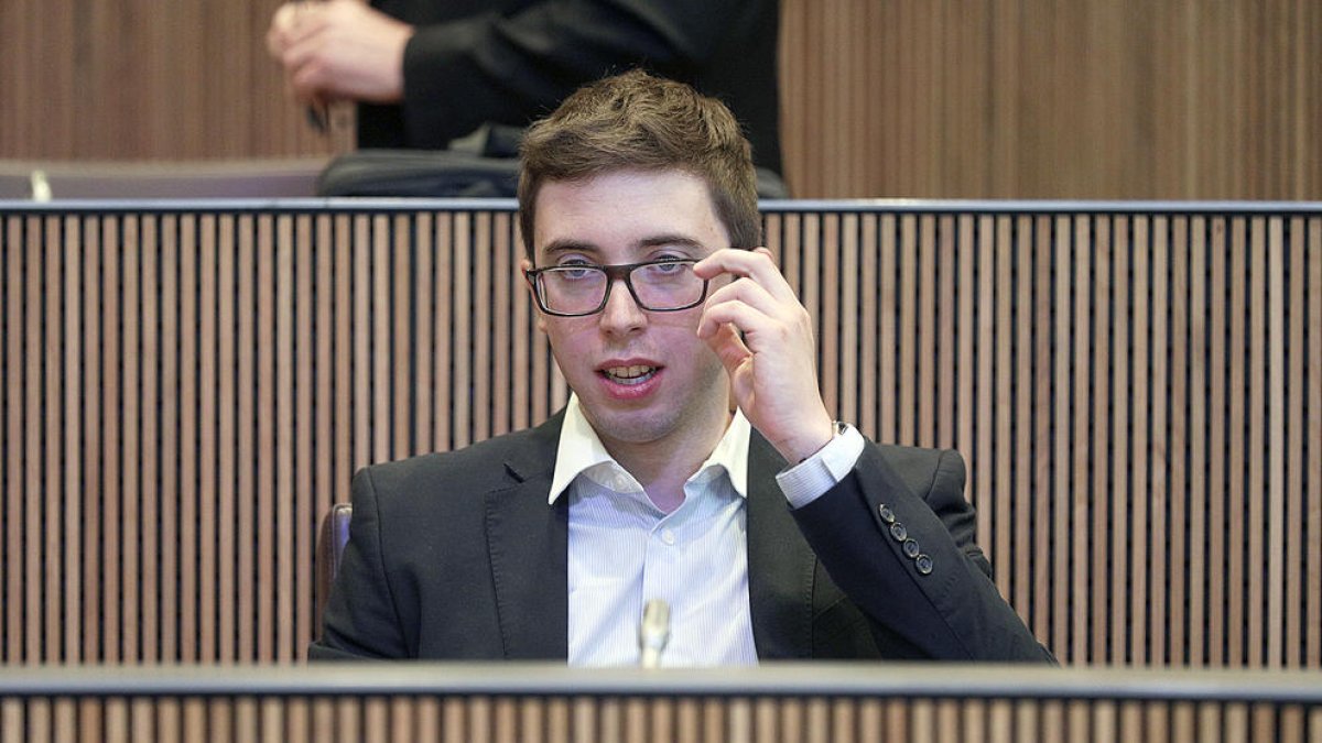 Pregunta del PS respecte al bàtxelor d'infermeria