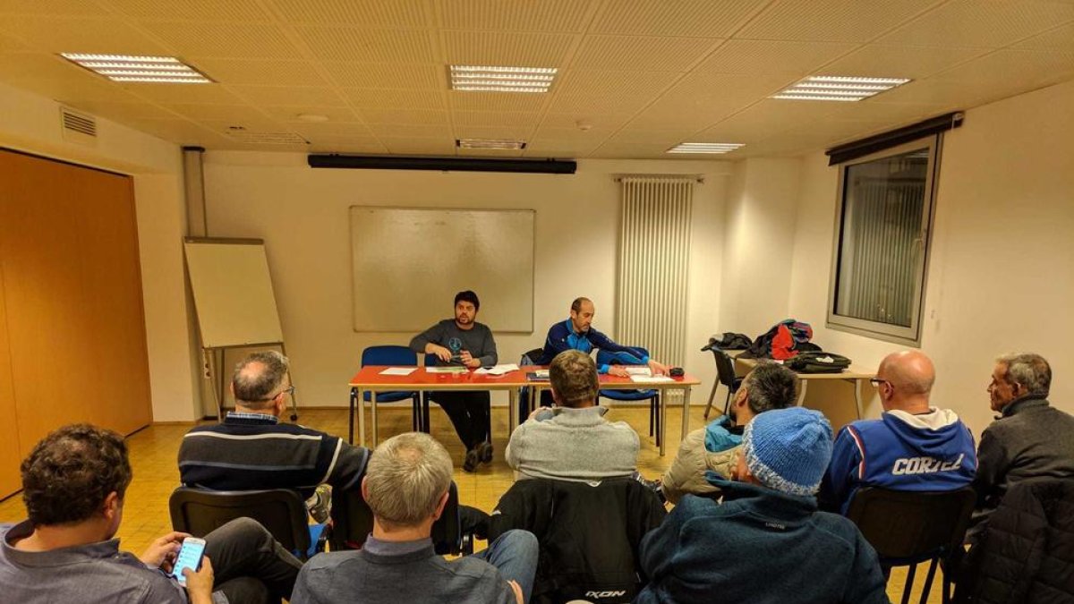 Els professors d'esquí denuncien condicions indignes de feina