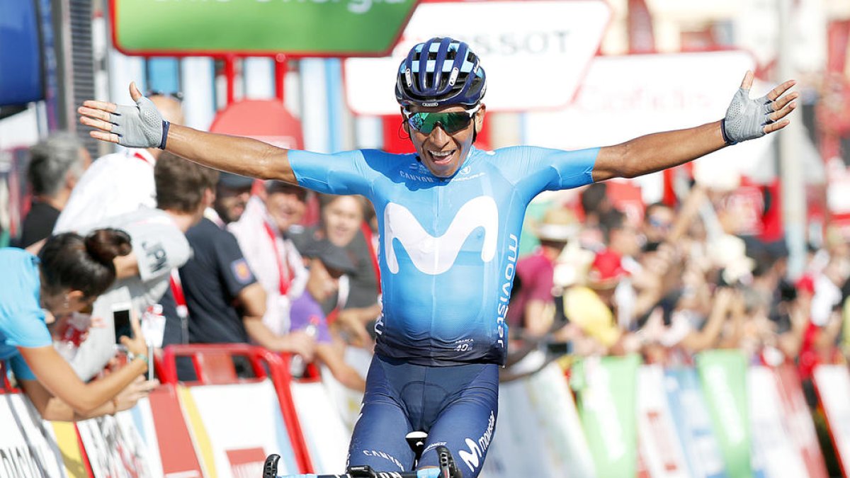 Quintana guanya l'etapa i Roche es vesteix de vermell