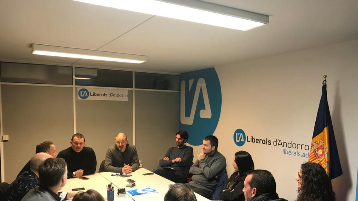 Liberals creu que és “prematur” parlar d'una fusió amb Demòcrates