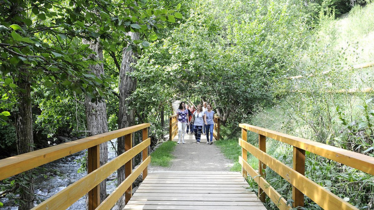 Govern inaugura el darrer tram del camí entre Ordino i el parc de Sorteny