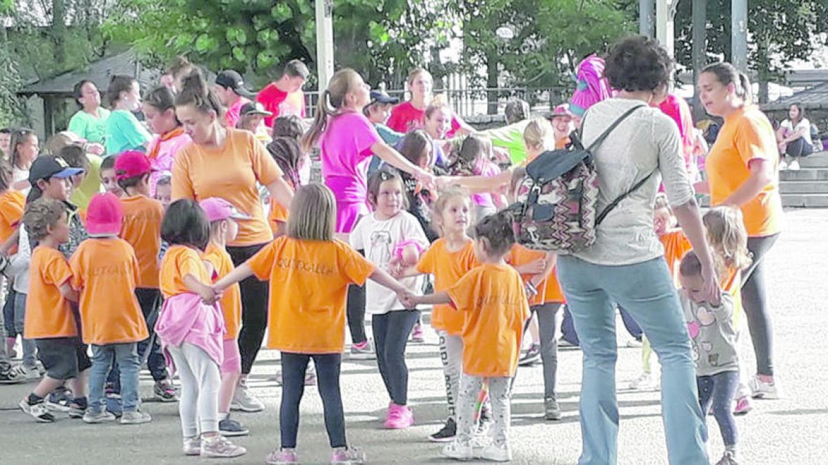 Volta al món en tren per al gaudi dels més petits