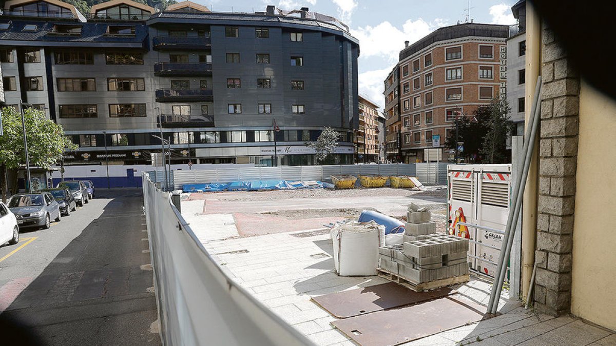 Terceravia denuncia “l'abandó” d'algunes zones de la capital