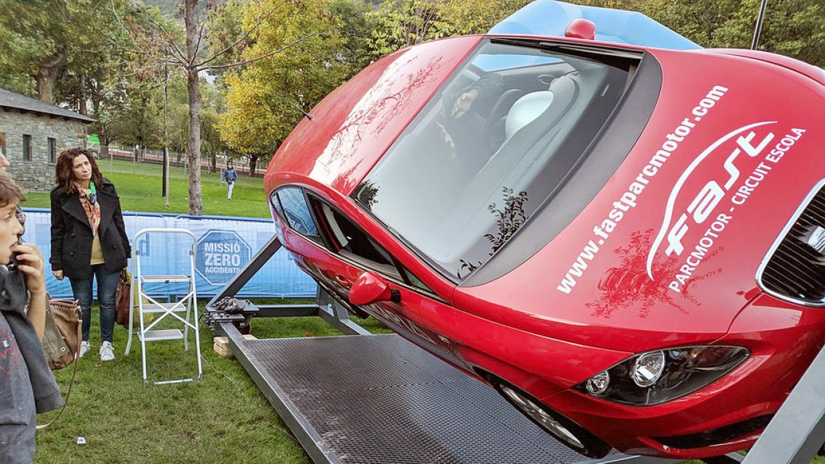 Una fira de cap per avall