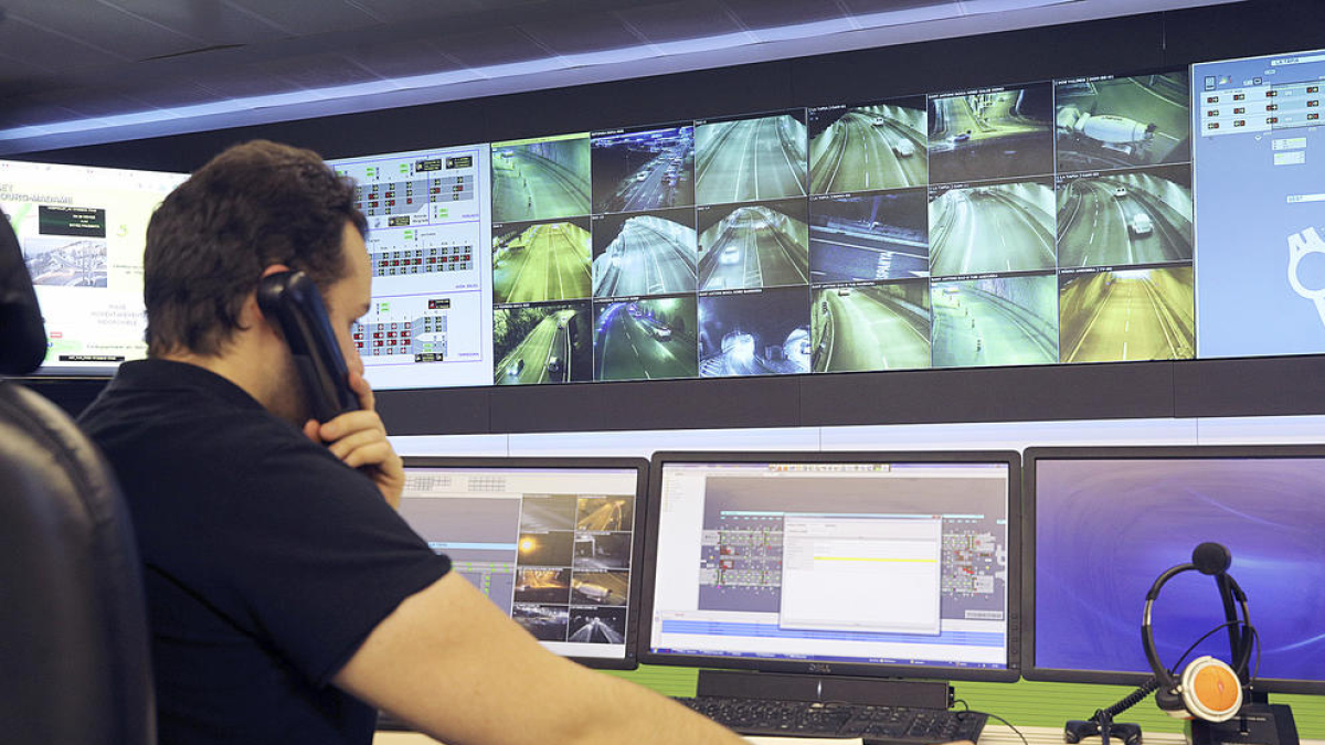 L'ull que ho veu tot