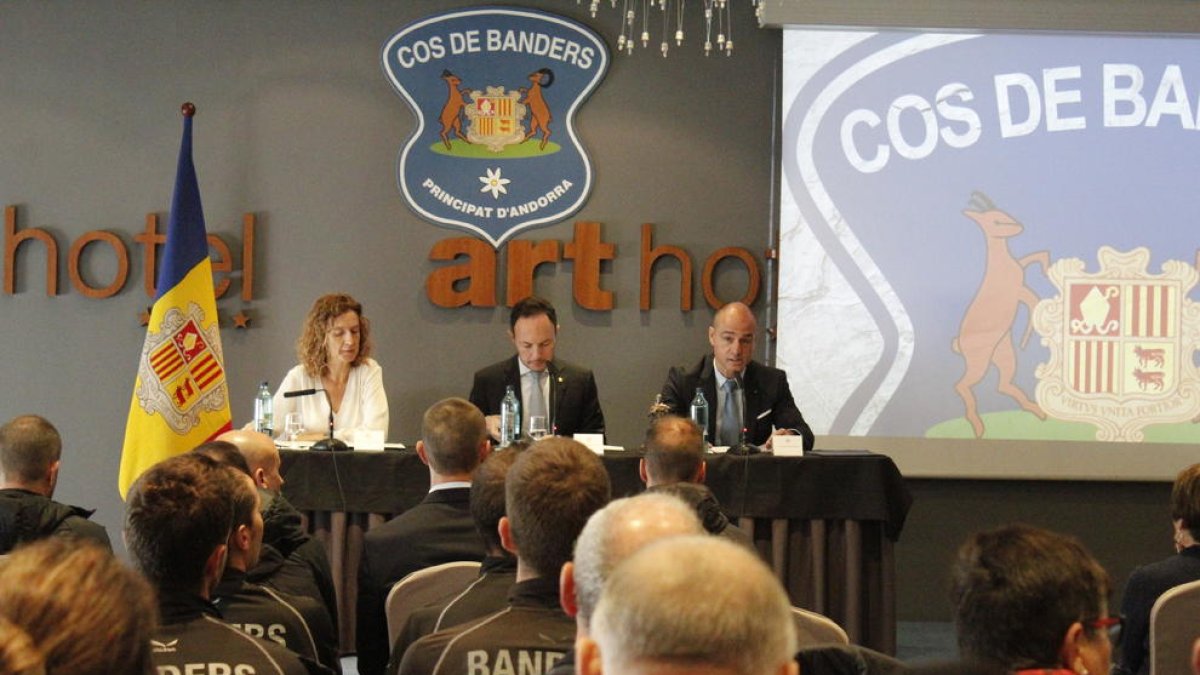 Els Banders eliminaran l'edat límit per formar part del cos