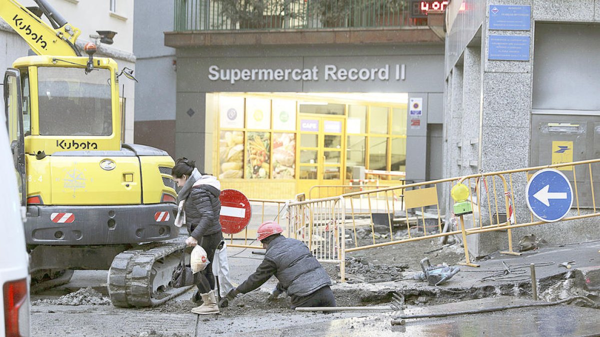 Les avingudes Mitterrand i Martí haurien d'estar enllestides al gener