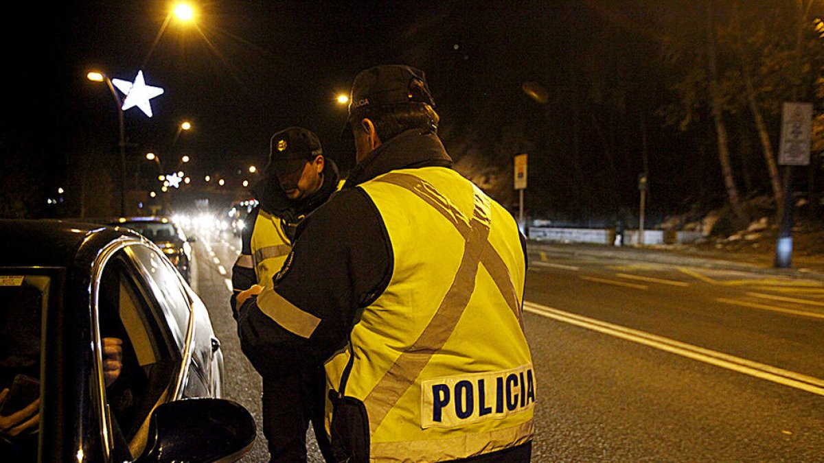 Detenen un conductor després de causar un accident de trànsit