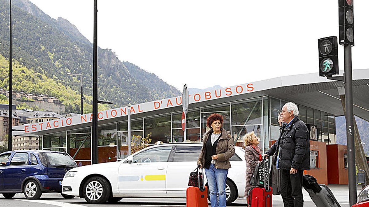 Augmenten un 1,5% les tarifes del servei de taxi de cara a l'any vinent